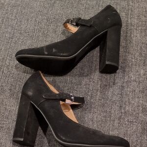 Black Mary Jane Heels